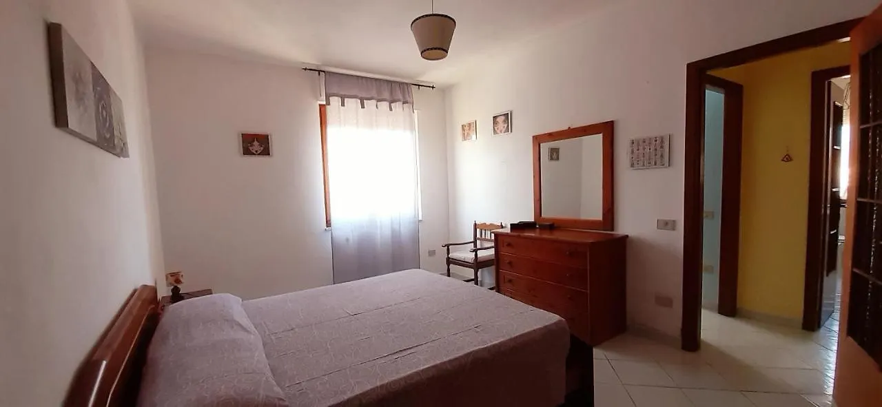 Accogliente Trilocale a Santa Teresa di Gallura Italia