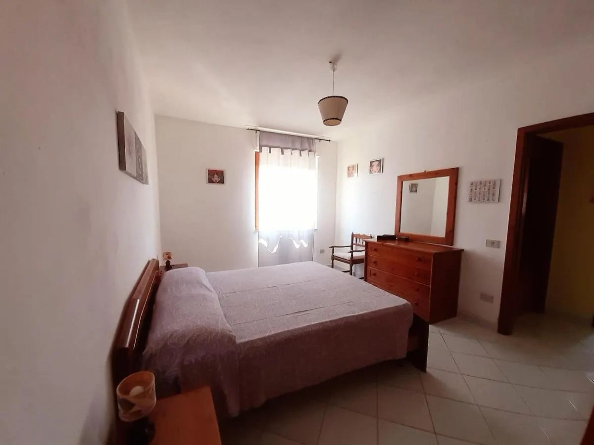 Accogliente Trilocale a Santa Teresa di Gallura 0*,  Italia